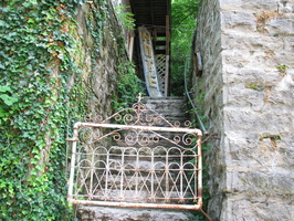 2007 06-Eureka Springs Alley